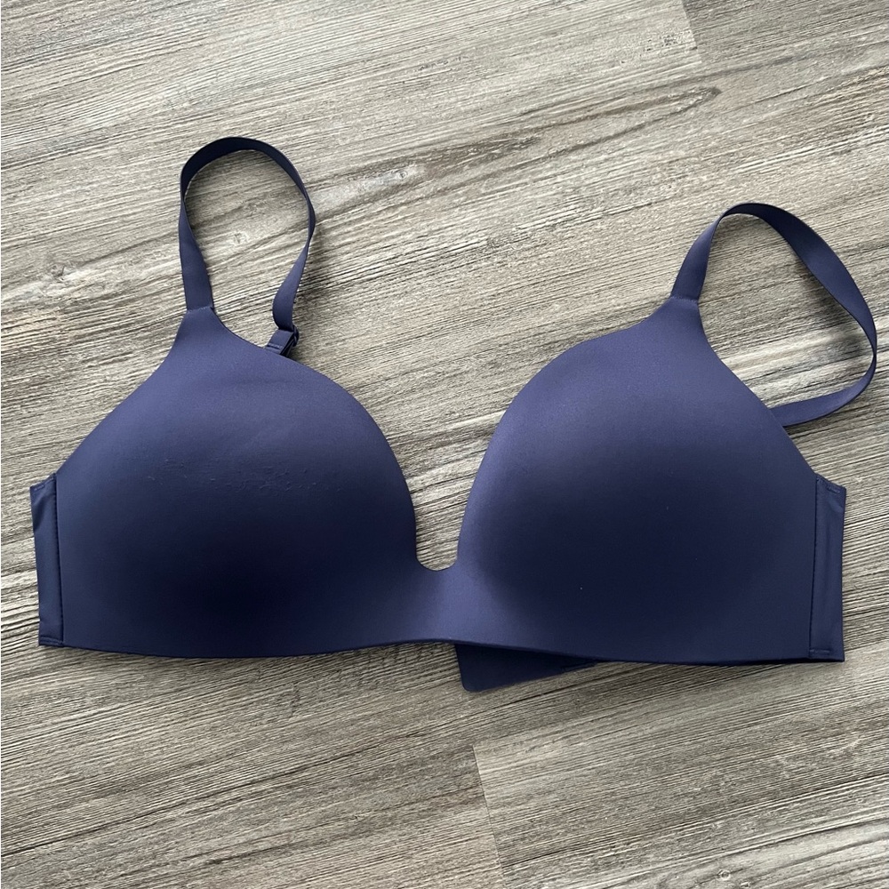 Uniqlo Wireless Bra  3D Hold 34/36 B C